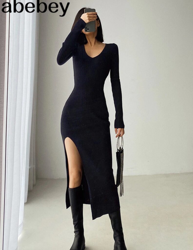 Платье-свитер с французским разрезом